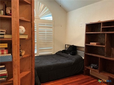 Discover the perfect blend of space, comfort, and resort-style - photo 23