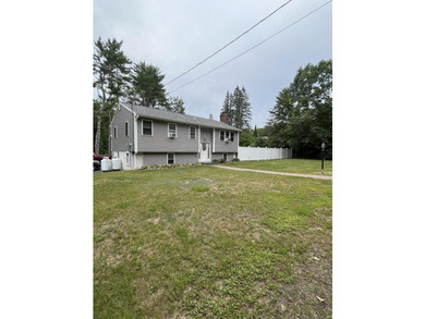 Welcome to this beautifully remodeled 3-bedroom, 2-bath - photo 4