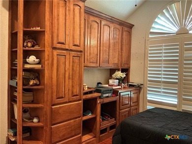 Discover the perfect blend of space, comfort, and resort-style - photo 24