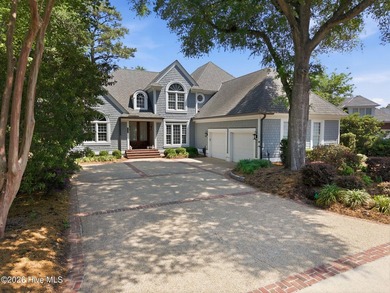 Beautifully reimagined and ideally positioned in the heart of - photo 5