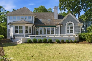Beautifully reimagined and ideally positioned in the heart of - photo 7