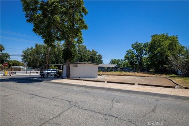 Prime commercial opportunity on a high-visibility corner lot - photo 11