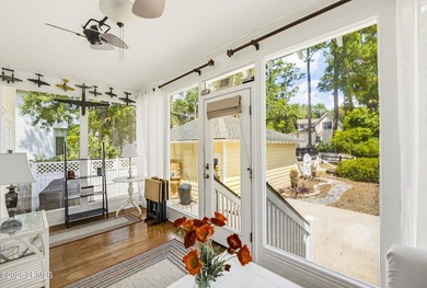 Beautiful Battery Point home with double porches and excellent - photo 17