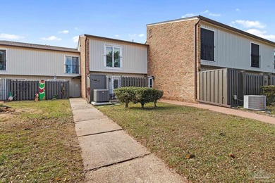 Light-Filled, Fully Remodeled Townhome in Perdido Bay Country - photo 22