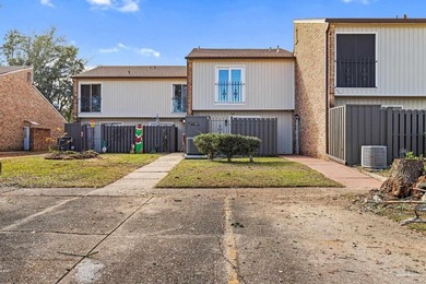 Light-Filled, Fully Remodeled Townhome in Perdido Bay Country - photo 23