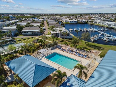 Discover this stunning waterfront dream home in the vibrant - photo 42