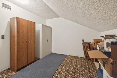 If you desire a ranch style home, but want less maintenance and - photo 48