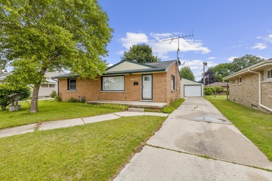 Lake Michigan - Sheboygan County Home For Sale in Sheboygan Wisconsin