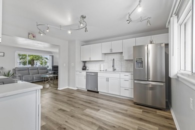 Beautifully updated brick ranch on Sheboygan's south side! This - photo 6