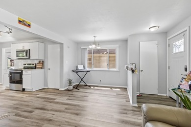 Beautifully updated brick ranch on Sheboygan's south side! This - photo 8