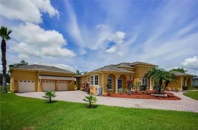 Expansive Luxury Home 5/4 with golf course views and inground - photo 1