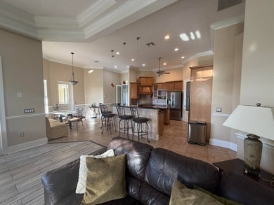 Expansive Luxury Home 5/4 with golf course views and inground - photo 7