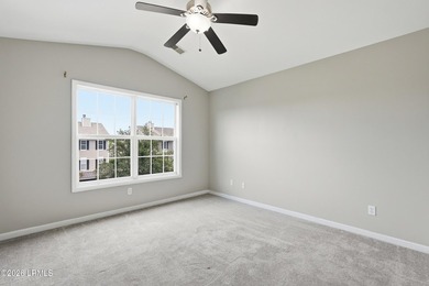 One of the largest townhomes in Cypress Ridge, this beautifully - photo 33