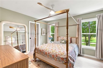 One-of-a-Kind Luxury Living on a Premier Golf Course Lot in - photo 33
