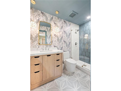 One-of-a-Kind Luxury Living on a Premier Golf Course Lot in - photo 34