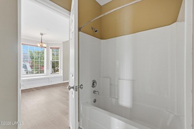 One of the largest townhomes in Cypress Ridge, this beautifully - photo 37