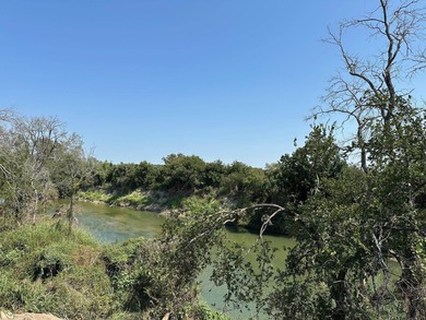 Lake Acreage For Sale in Kempner, Texas