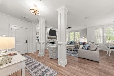 Beautifully renovated 2-bedroom, 2-bath Lake Club Condo with a - photo 10