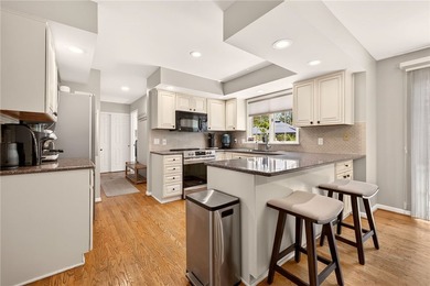 Welcome to 139 Scotch Pine Drive! This stunning 4-bedroom, 2 - photo 14