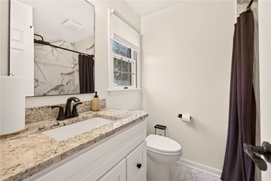 Welcome to 139 Scotch Pine Drive! This stunning 4-bedroom, 2 - photo 27