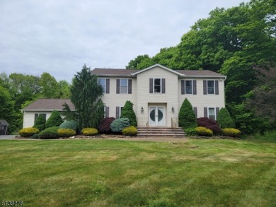 Welcome Home! Beautiful Custom Colonial in Desirable - Lake Home For Sale in West Milford, New Jersey
