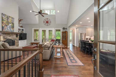 Immaculate 4-bedroom home on a fish-filled pond! This home is a - photo 5