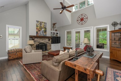 Immaculate 4-bedroom home on a fish-filled pond! This home is a - photo 6