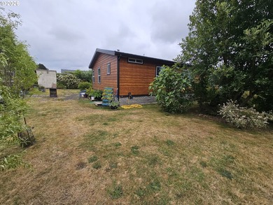 TOWN AND COUNTRY: Deluxe newer (2019) manufactured home in great - photo 8