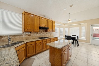 Welcome to your dream retreat! This stunning, motivated-seller - photo 11