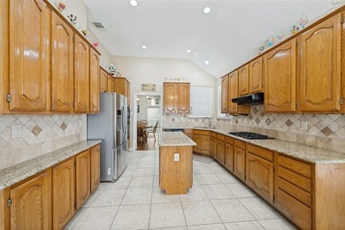 Welcome to your dream retreat! This stunning, motivated-seller - photo 12