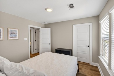 Discover the perfect blend of privacy and low-maintenance living - photo 13