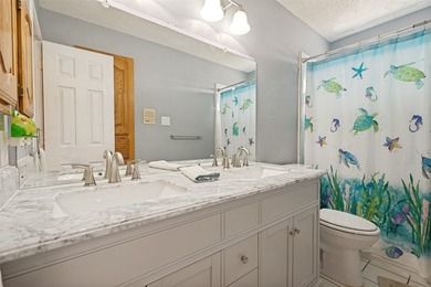 Welcome to your dream retreat! This stunning, motivated-seller - photo 18