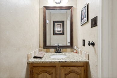 Welcome to your dream retreat! This stunning, motivated-seller - photo 20