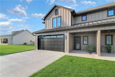 (private lake, pond, creek) Townhome/Townhouse For Sale in Warrensburg Missouri