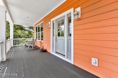 This is the beach home & or rental property you've been looking