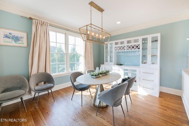 Welcome home to this luxury estate in the prestigious and - photo 17