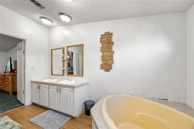 Here is your chance to own a private oasis in South Naples - photo 18