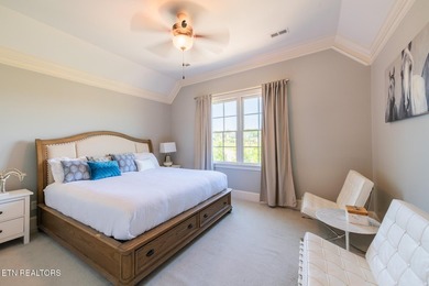 Welcome home to this luxury estate in the prestigious and - photo 36