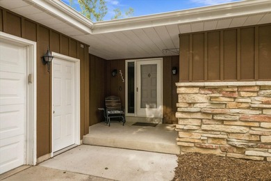 Beautiful lannon stone greets you as you approach this 3 bedroom - photo 8