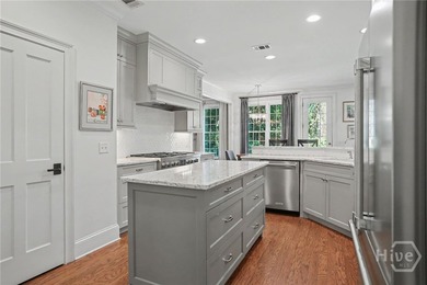 Ideally situated at the end of a quiet street near the Marshwood - photo 18