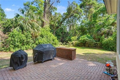 Ideally situated at the end of a quiet street near the Marshwood - photo 44