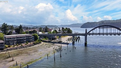 Perched on the third floor, this immaculate 2-bedroom, 2-bath - photo 3