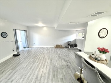 Come see this Gem in the heart of Miami. Perfectly located Right