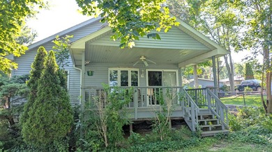 Enjoy lake living in this 2 bedroom, 1 bath ranch style home - photo 1