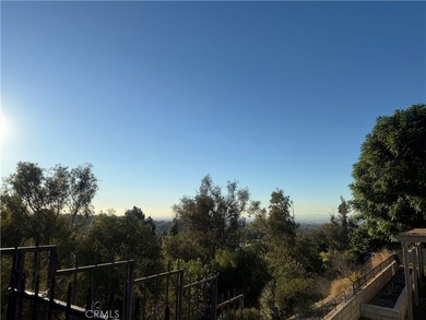 SINGLE STORY VIA VERDE HOME LOCATED ON A QUIET CUL-DE-SAC - photo 4