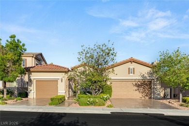 Charming single story residence located in the Red Rock Country - photo 1