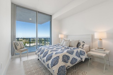 This gorgeous new construction waterfront condo offers bright - photo 11