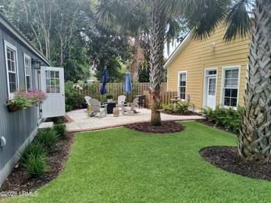 Beautifully renovated Three Bedroom 2 Bath home in downtown - photo 13