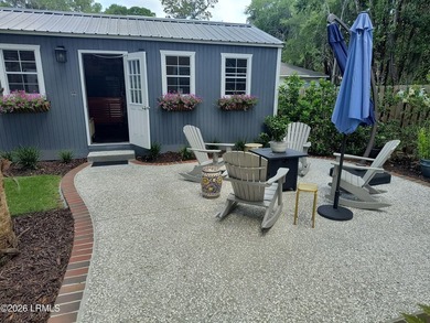 Beautifully renovated Three Bedroom 2 Bath home in downtown - photo 15