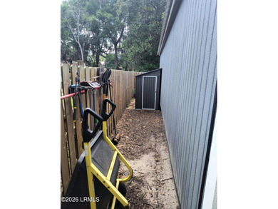 Beautifully renovated Three Bedroom 2 Bath home in downtown - photo 16